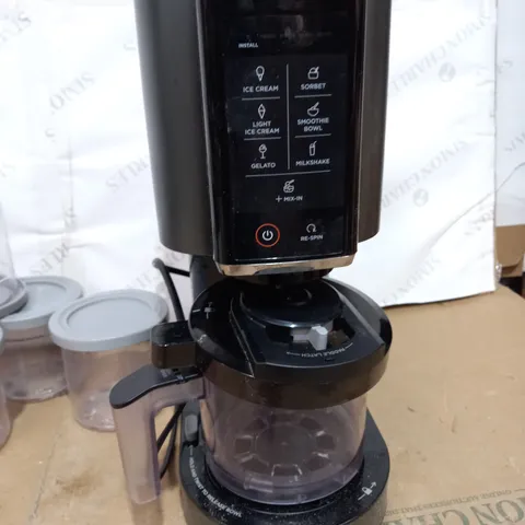 NINJA ICE CREAM & DESSERT MAKER WITH EXTRA DESSERT TUBS & LIDS