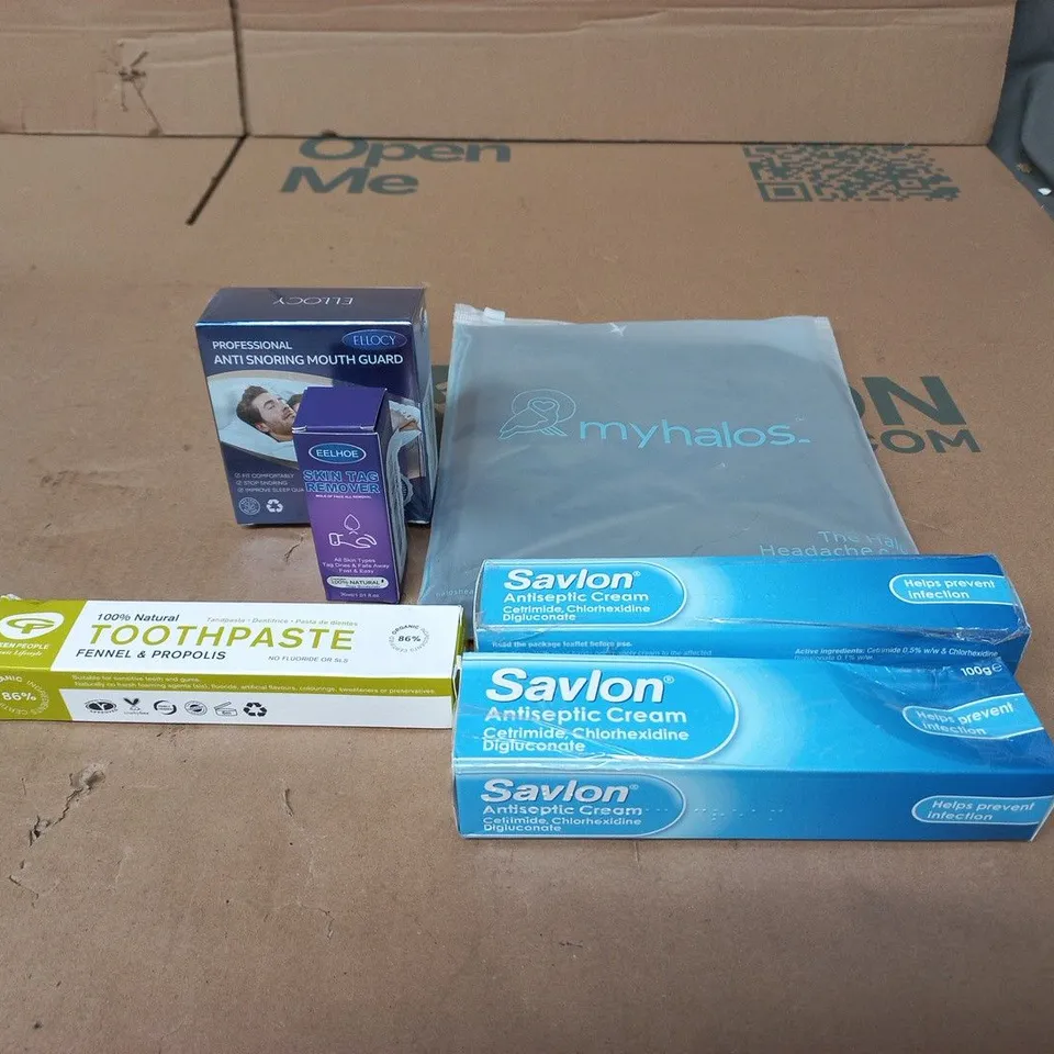 TOTE OF APPROXIMATELY 15 ASSORTED ITEMS TO INCLUDE SAVLON, MY HALOS HEADACHE RELIEF, ANTI SNORING MOUTH GUARD ETC