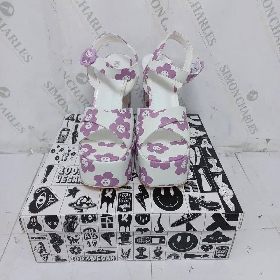 KOI FOOTWEAR LADIES WHITE WITH PURPLE FLOWERS HIGH HEELED SANDALS SIZE 6