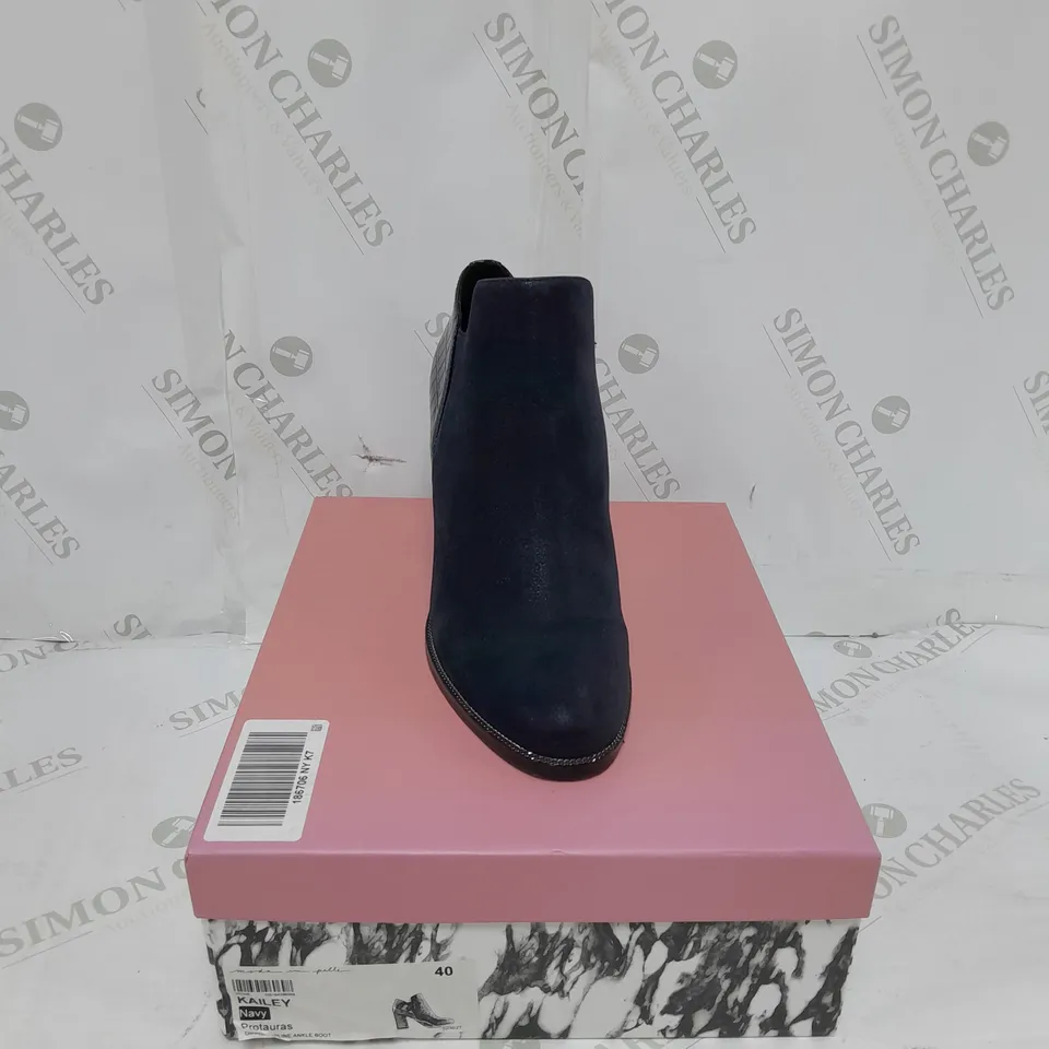 MODA KAILEY BOOTIE NAVY SIZE 7