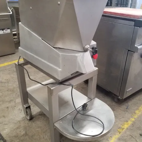 CRYPTO PEERLESS RC14 POTATOES CHIPPER WITH STAND