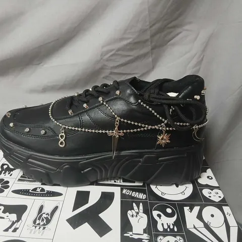 KOI JINX MEN'S MYSTIC CHARM TRAINERS – BLACK, UK SIZE 9