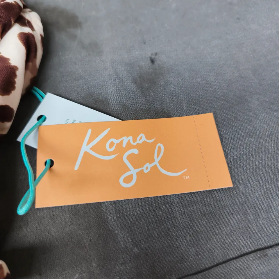 2 X KONA SOL MEDIUM COVERAGE ONE PIECE PRINTED SWIMSUIT SMALL WITH TAGS