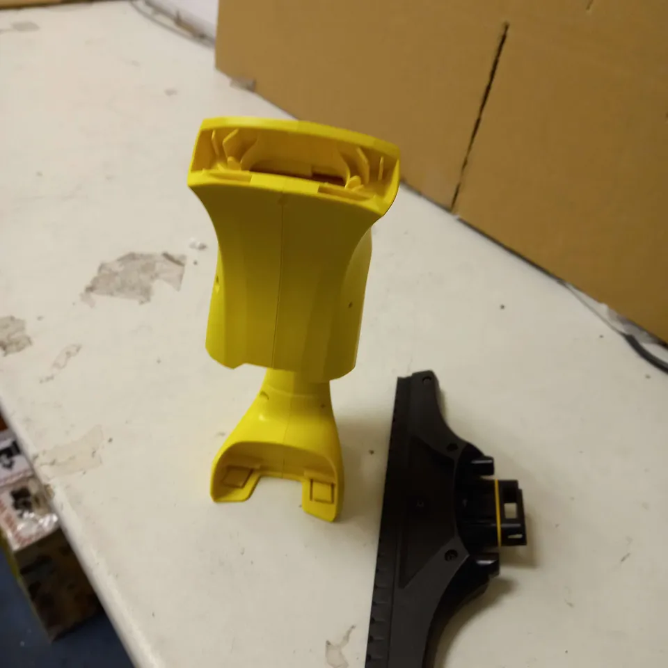 KARCHER WV1 WINDOW VAC 
