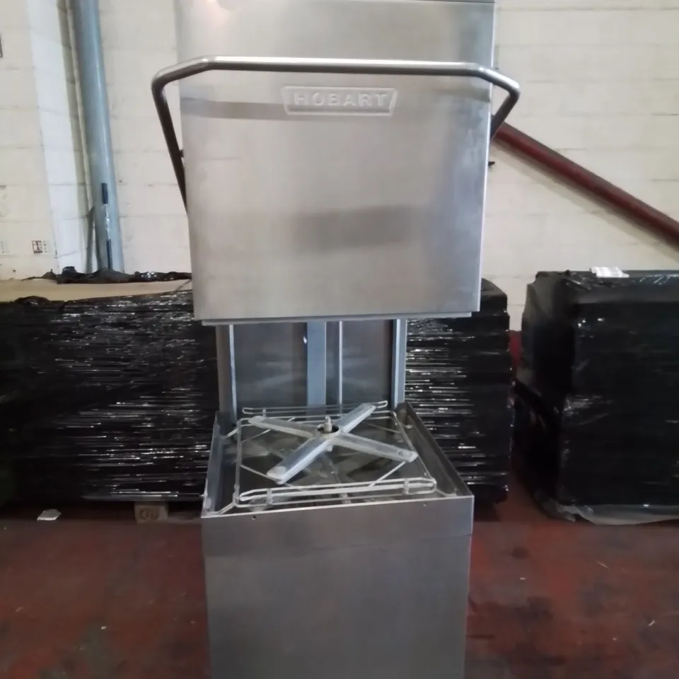 HOBART COMMERCIAL PASS THROUGH DISHWASHER 