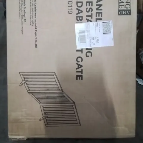 BOXED 3 PANELS FREESTANDING FOLDABLE PET GATE