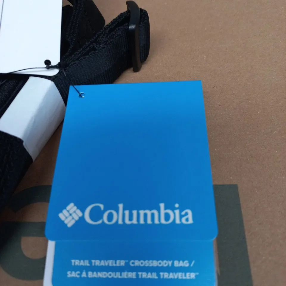 COLUMBIA TRAIL TRAVELER CROSSBODY BAG – BLACK