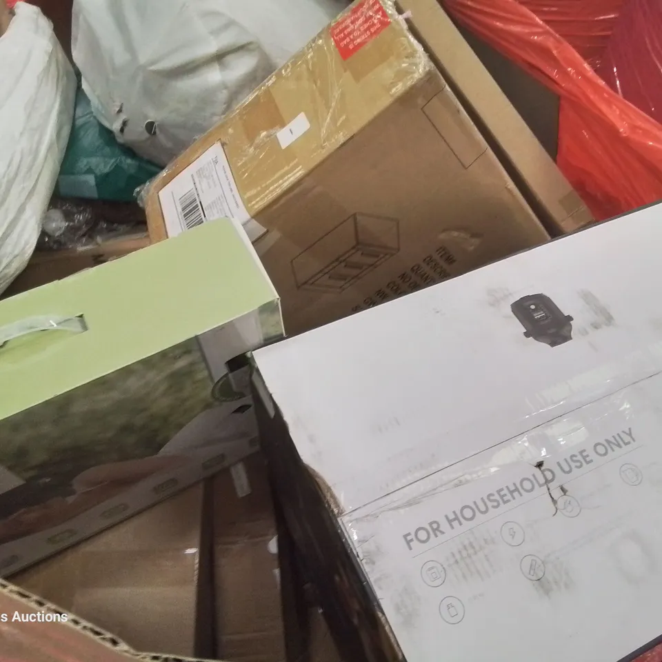 PALLET OF ASSORTED ITEMS INCLUDING: AIR FRYER, ELECTRIC BLANKET, CHEST OF DRAWERS, PULL UP BAR, UMBRELLA 