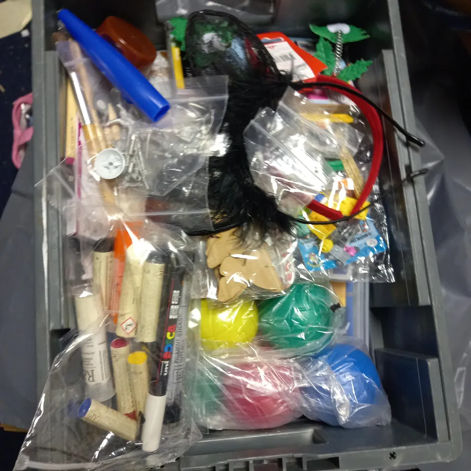 LARGE QUANTITY OF ASSORTED TOYS TO INCLUDE; BABYS FIRST YEAR MILESTONE CARDS, FILOFAX ASSORTED COLOURED NOTEPAPER, MAGIC THE GATHERING CARDS, FAKE CIGARETTES AND BUNNY TEETHER RING