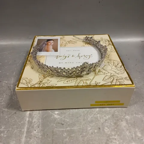 BOXED TWIGS & HONEY TIARA