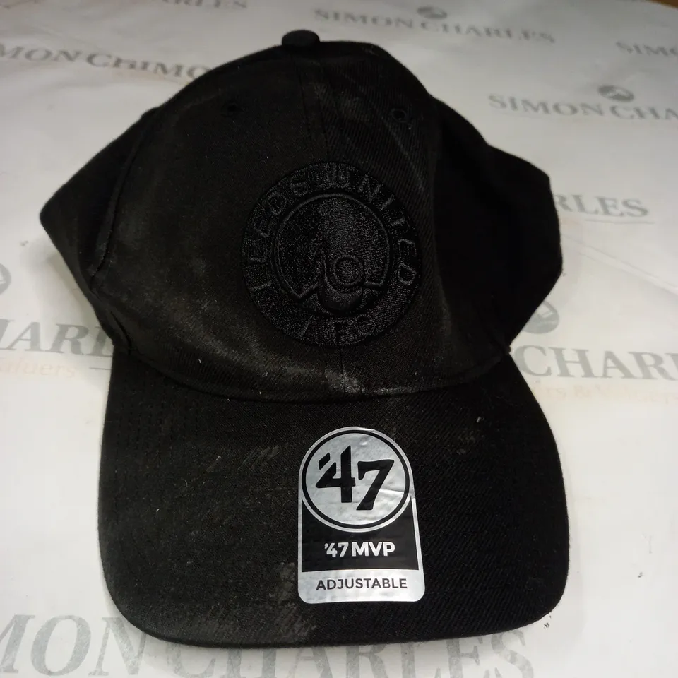 LEEDS UNITED BLACK CAP 