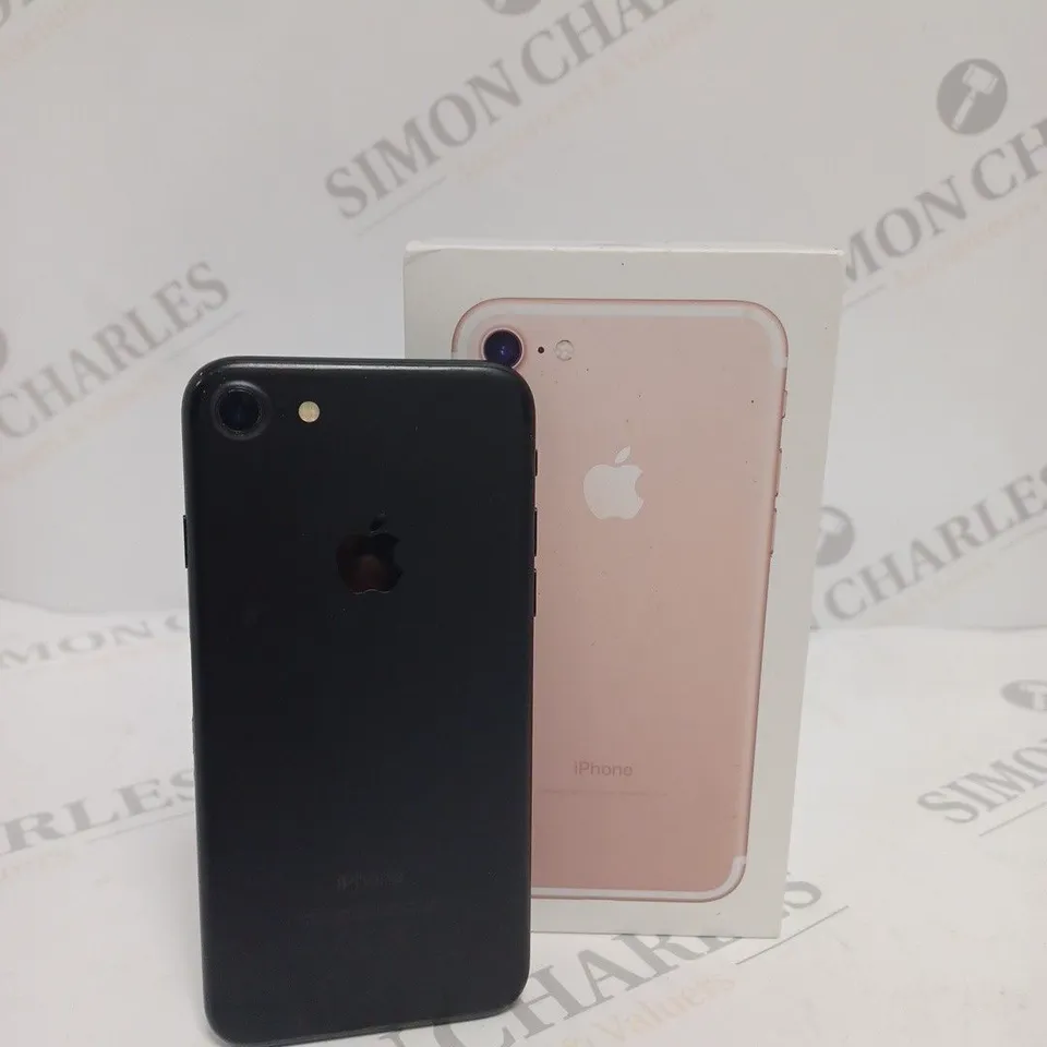 APPLE IPHONE 7 (A1778) SMARTPHONE