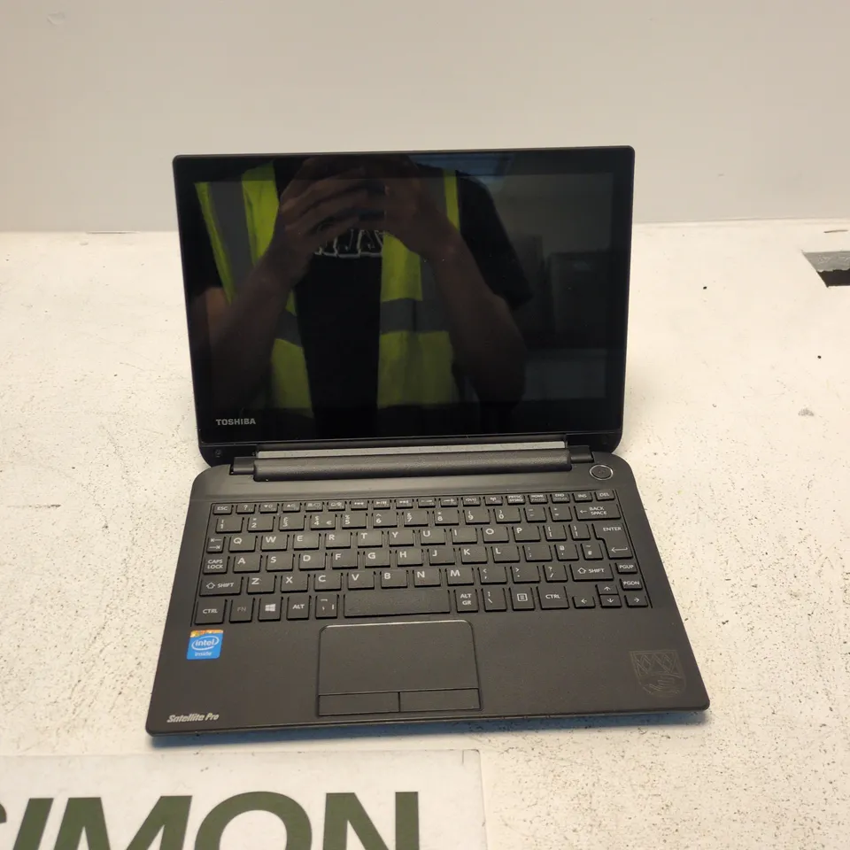 TOSHIBA SATELLITE PRO NB10T-A-10P LAPTOP – UK KEYBOARD, BLACK