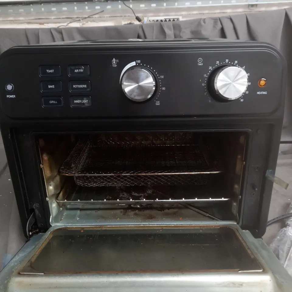 BOXED OUTLET COOK'S ESSENTIALS 21L AIRFRYER OVEN 