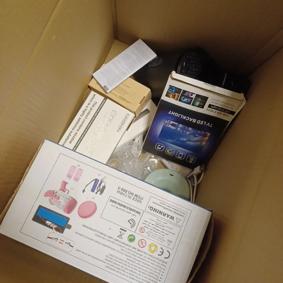 BOX OF APPROXIMATELY 10 ASSORTED ITEMS TO INCLUDE BUBBLE GUN, BLUETOOTH HEADPHONES, E-CIG ETC