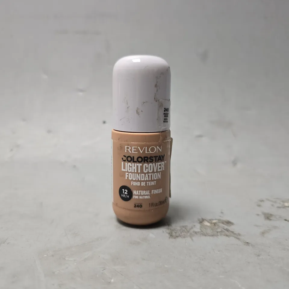 BOX OF APPROXIMATELY 75 REVLON COLORSTAY LIGHT COVER FOUNDATION 240 MEDIUM 