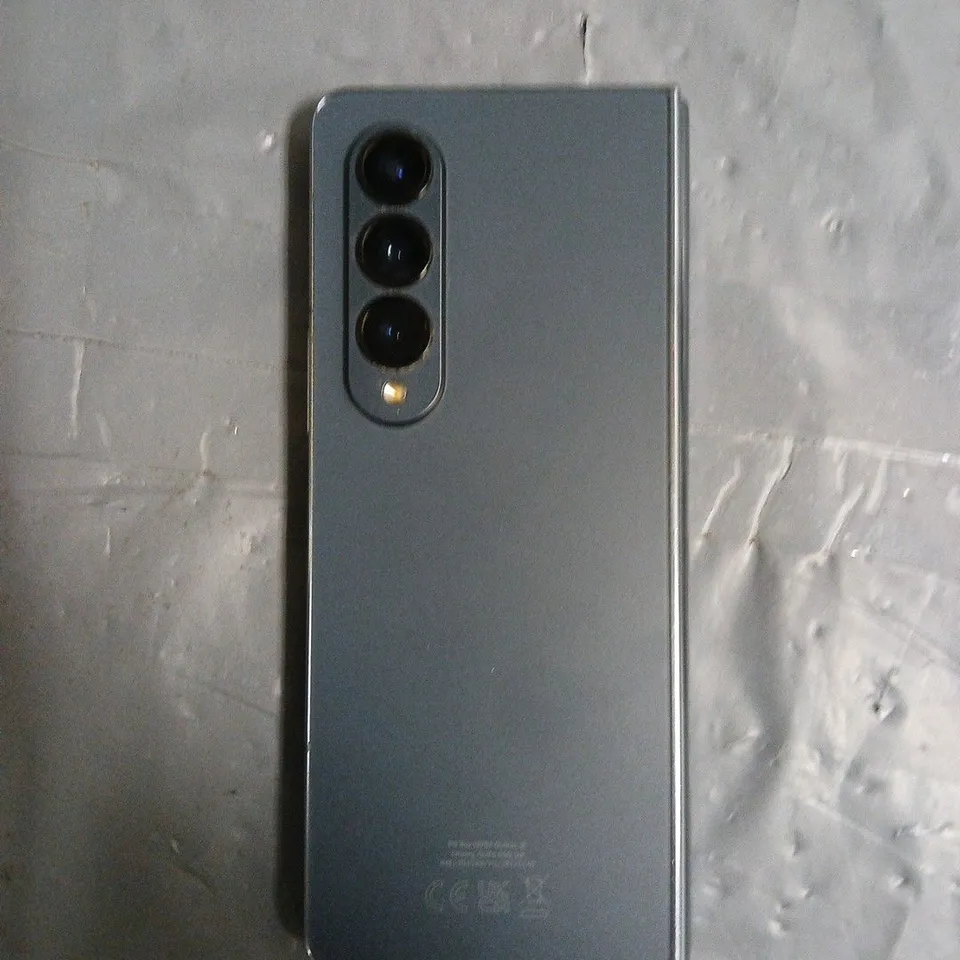 SAMSUNG GALAXY X FOLD4 SMARTPHONE 