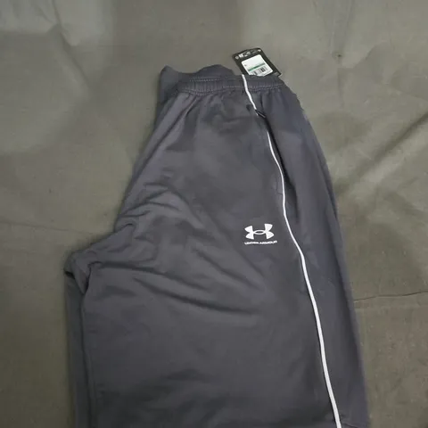 UNDER ARMOUR MEN'S TRACK PANTS - DARK GREY - SIZE L