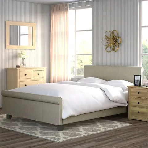 BAGGED LIANA UPHOLSTERED SLEIGH BED
