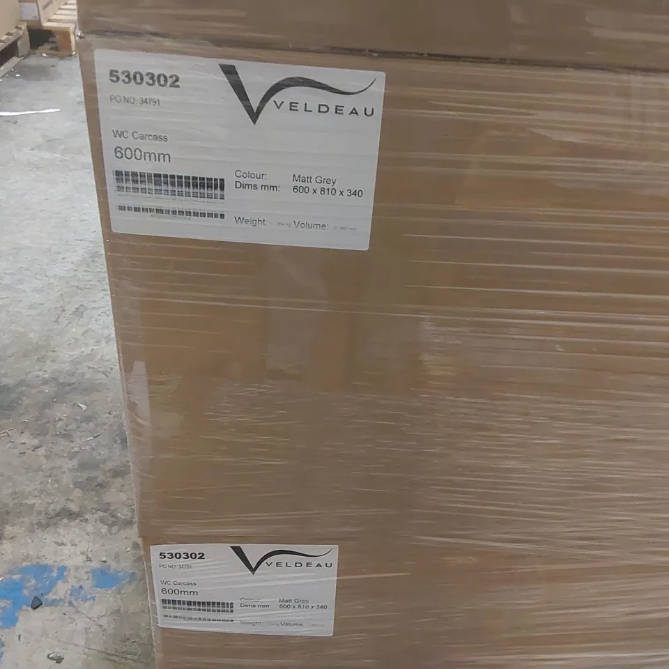 PALLET CONTAINING A LARGE QUANTITY OF ASSORTED BATHROOM FURNITURE PARTS INCLUDING: VELDEAU WC CARCASSES
