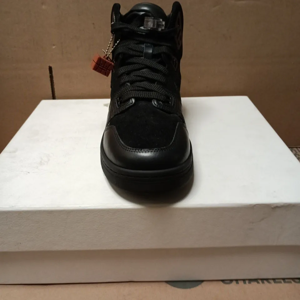 ACNE STUDIOS HIGH TOP TRAINERS BLACK SIZE EU 42