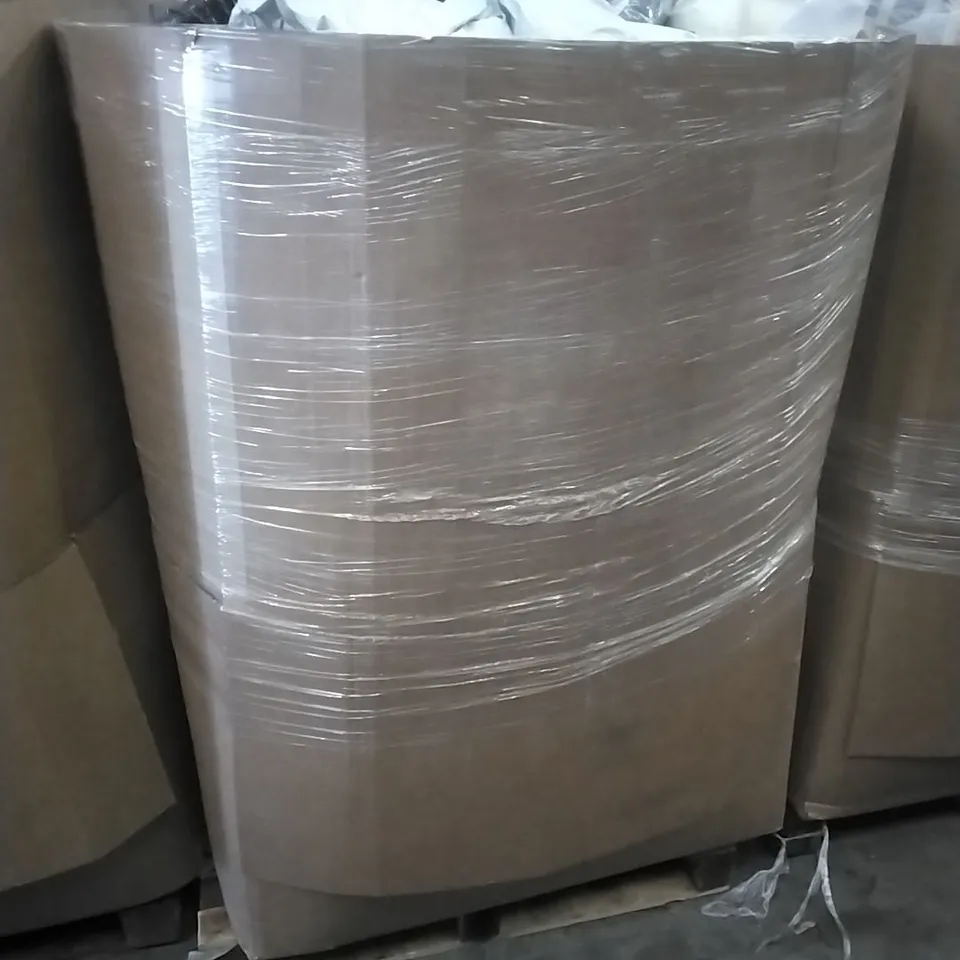 A PALLET CONTAINING ASSORTED PILLOWS, MEMORY FOAM ETC