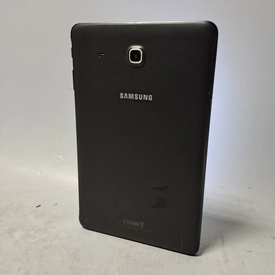 SAMSUNG GALAXY TAB E