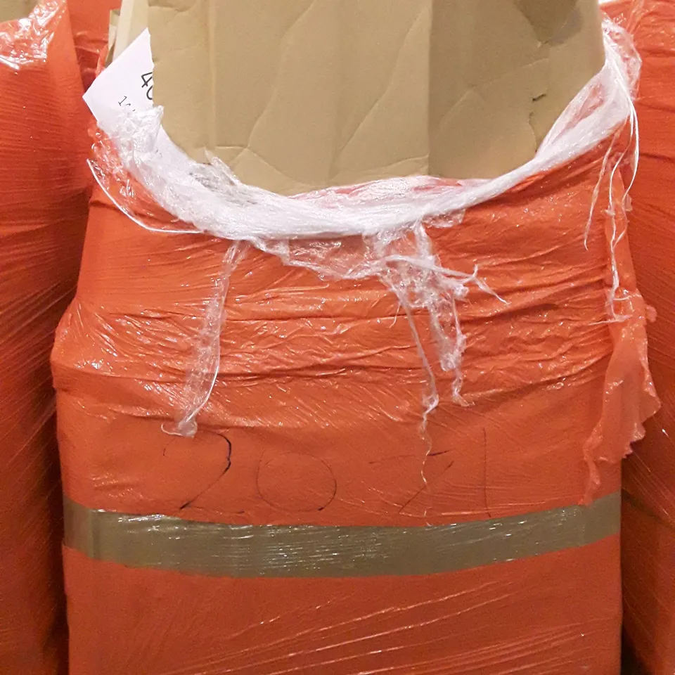 PALLET OF ASSORTED PRODUCTS INCLUDING ALPHABET PLAY MAT, SELECTMIRROR RHONE, ARROWS