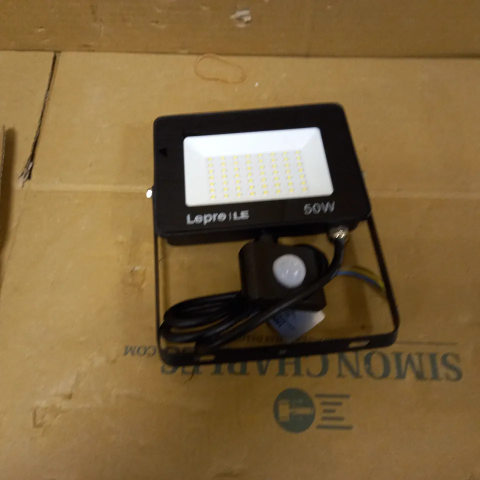 LEPRO LE 
