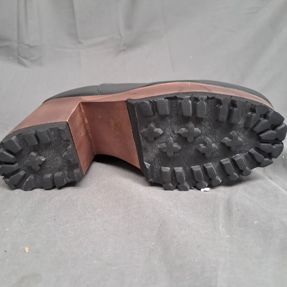 BOX OF APPROXIMATLY 5 WOODEN BOTTOM LEATHER BOOT VARIOUS SIZES 