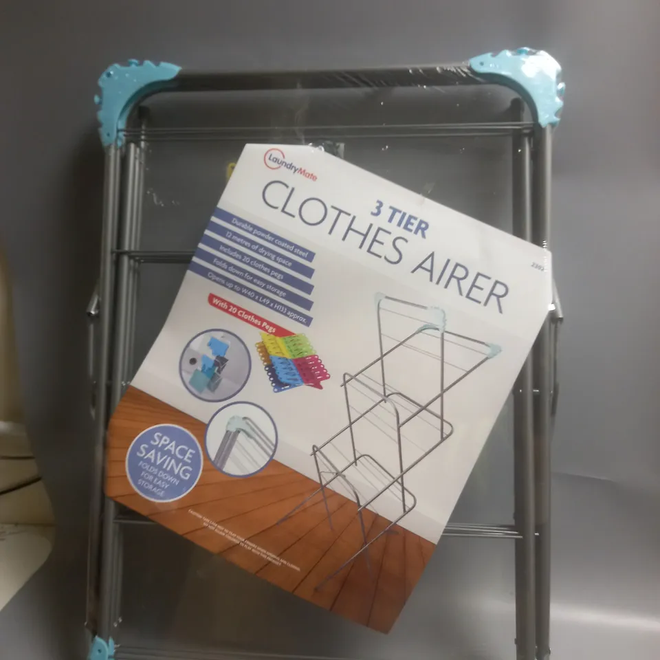 BOXED SEALED DGIGROUP 3 TIER AIRER 12M SILVER 