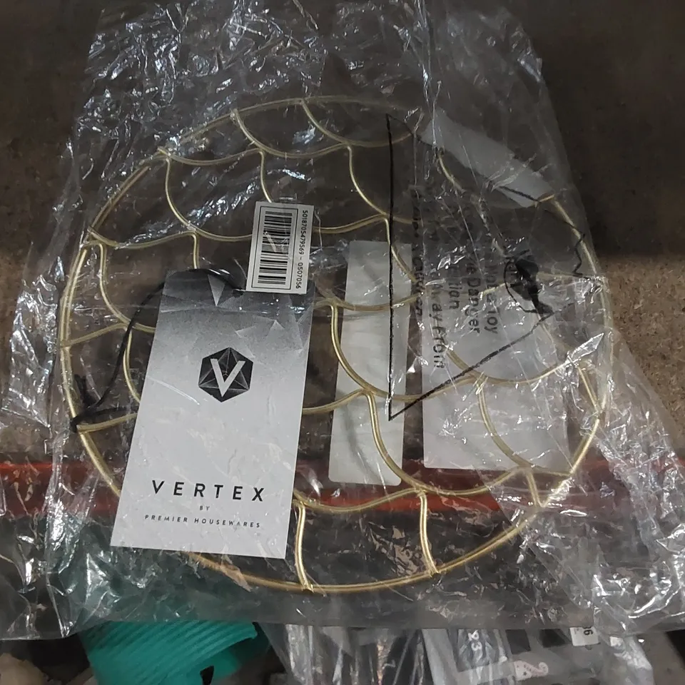 BAGGED VERTEX DECO TRIVET