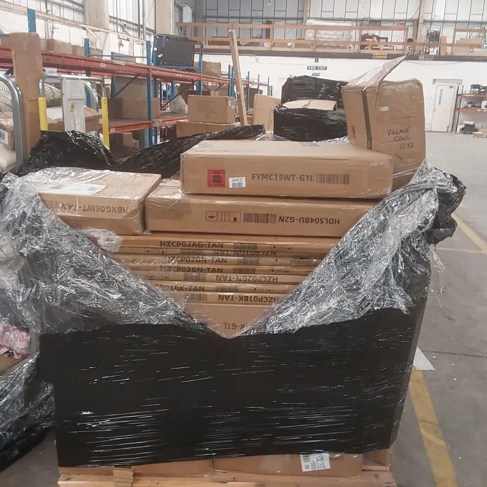PALLET CONTAINING A VERY LARGE QUANTITY OF ASSORTED FURNITURE ITEMS INCLUDING: SHOE CABINET, LAUNDRY BASKET, MIRROR CABINET ECT