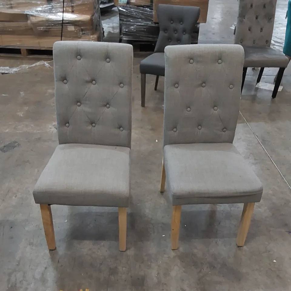 2 X ASSORTED UPHOLSTERED GREY LINEN DINING CHAIRS 