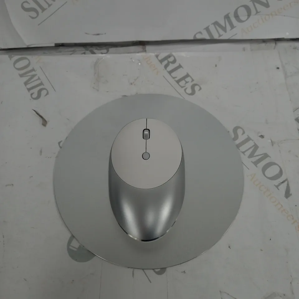 MULTI-DEVICE WIRELESS MOUSE MODEL 3 