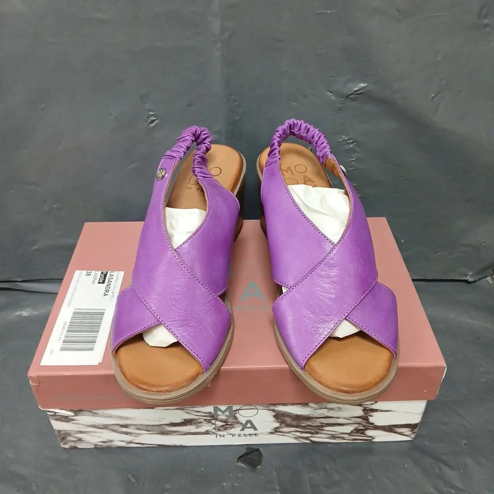 BOXED PAIR OF MODA IN PELLE LASANDRA CROSS OVER SANDALS IN PURPLE - 6