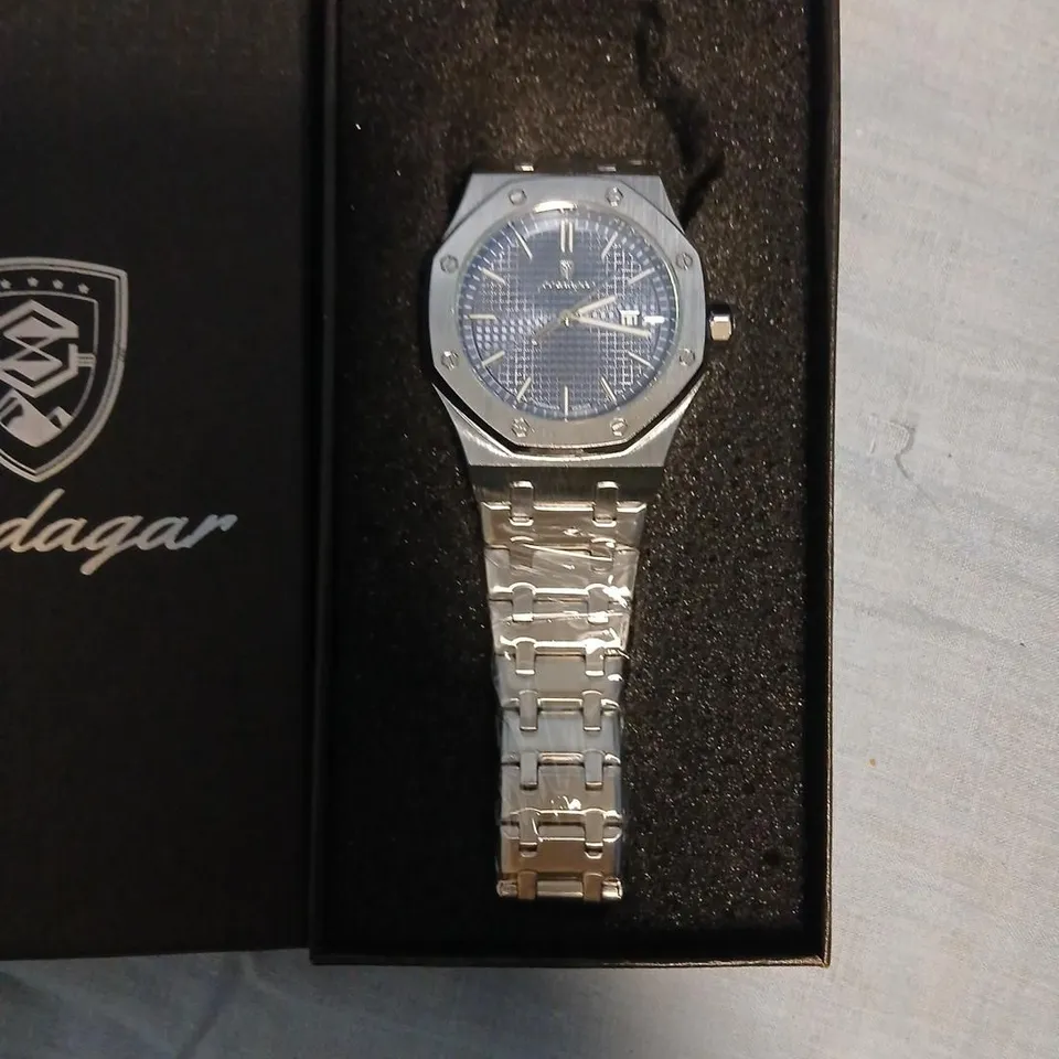 POEDAGAR STAINLESS STEEL WRISTWATCH IN PRESENTATION BOX – 