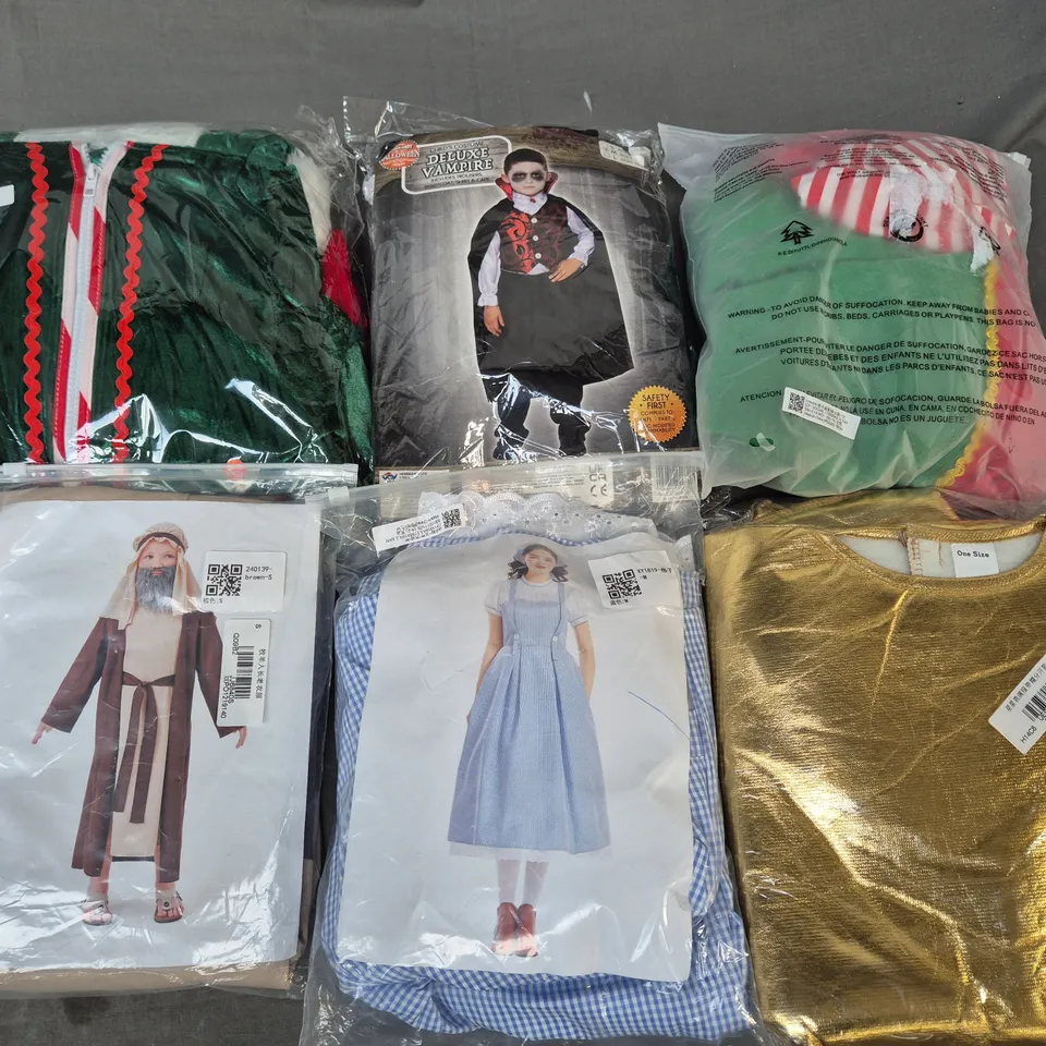 LOT OF ASSORTED FANCY DRESS ITEMS TO INCLUDE ELF, SHEPARD AND COUNTRY GIRL COSTUMES 