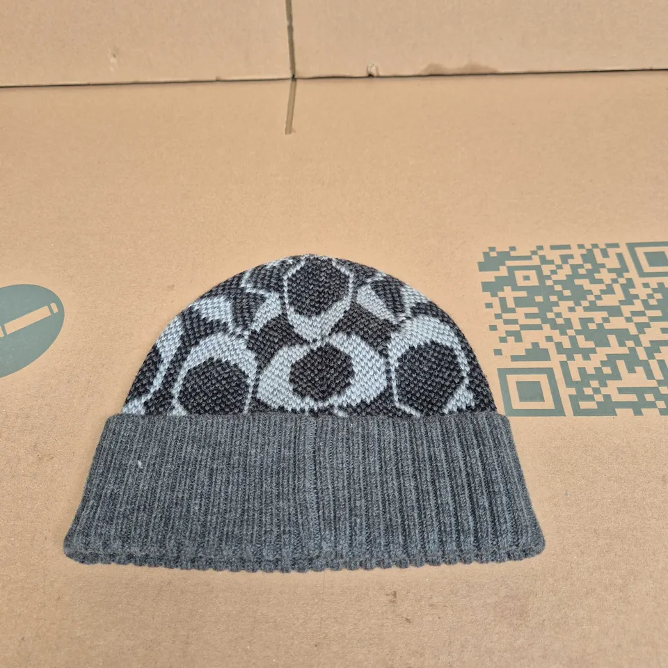 COACH KNIT BEANIE HAT – GREY MARL, ONE SIZE