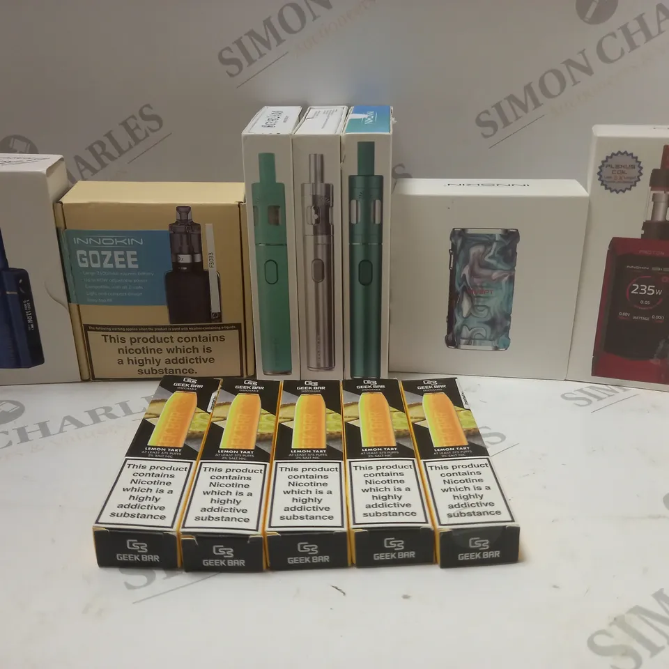 BOX OF APPROX 20 ASSORTED E-CIGARETTES AND DISPOSABLE VAPES