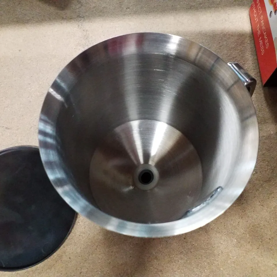 BOXED BATTER DISPENSER