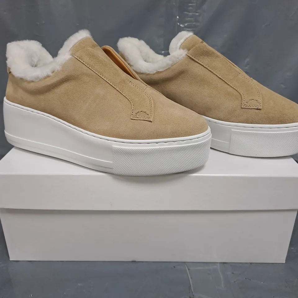 BOXED PAIR OF RUSSELL & BROMLEY SLIP-ON FLATFORM SUEDE SHOES IN CAMEL SIZE EU 37
