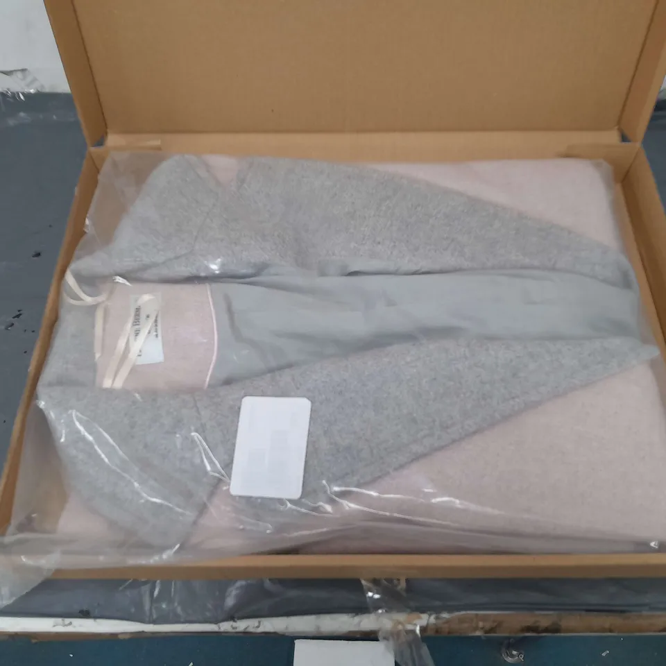 6 BOXED HELENE BERMAN LONDON JACKETS/COATS IN VARIOUS SIZES, STYLES, AND COLOURS 