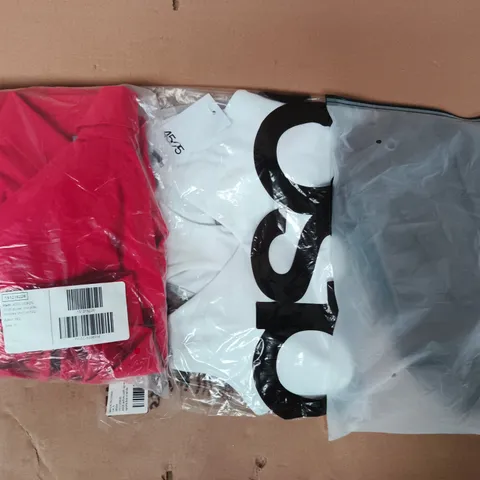 APPROXIMATELY 20 ASSORTED CLOTHING AND FASHION PRODUCTS IN VARIOUS STYLES AND SIZES - COLLECTION ONLY