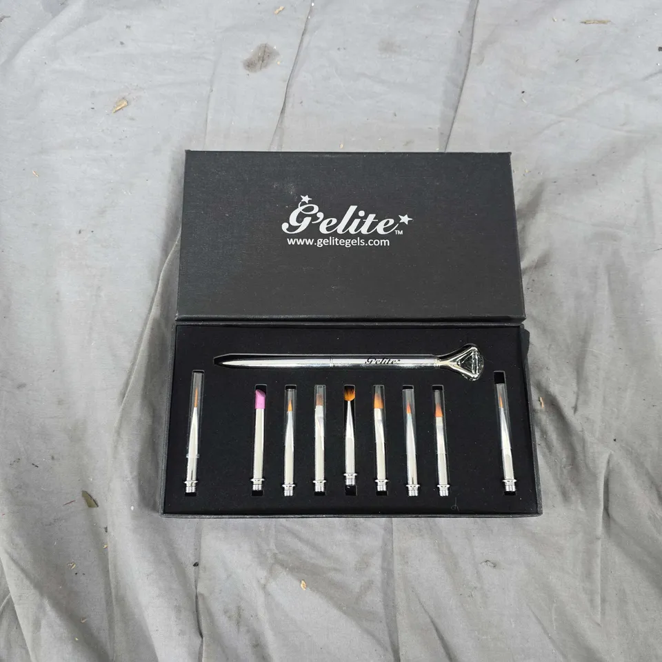 APPROXIMATELY 72 GELITE GELS NAIL BRUSH SETS