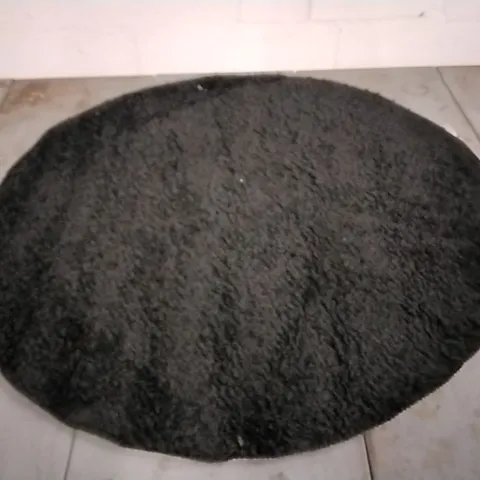 BRAND NEW BLACK GILDER BATH MAT 80 X 180CM