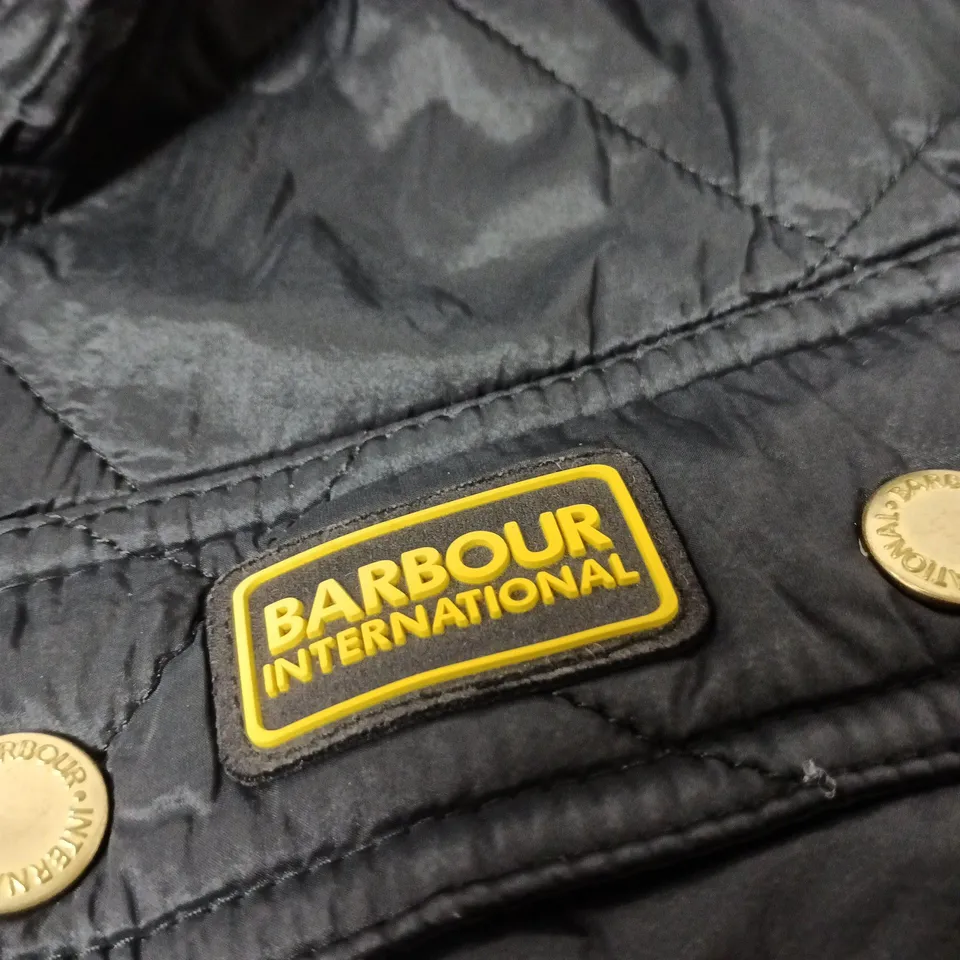 BARBOUR INTERNATIONAL QUILTED JACKET – UK 12 (EU 44)