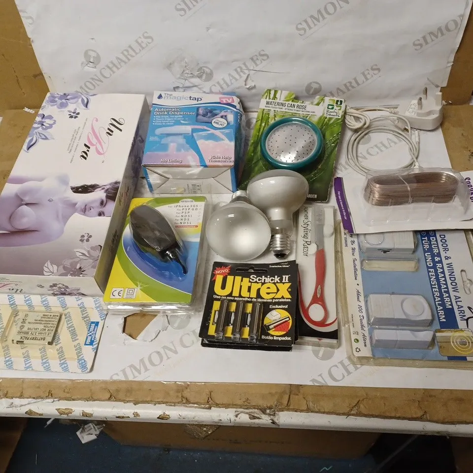 LOT OF APPROX 16 ASSORTED ITEMS TO INCLUDE SPEAKER WIRE, LIGHTBULBS, WINDOW ALARMS ETC