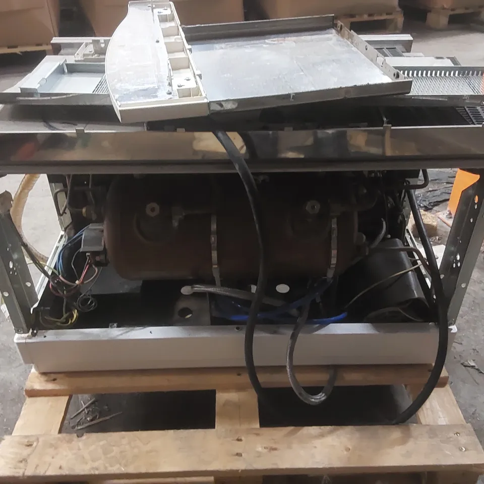 FAEMA E98 RE COMMERCIAL 2 GROUP COFFEE MACHINE