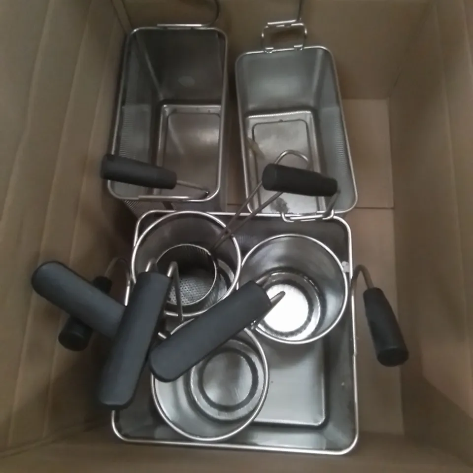 DESCO PASTA COOKER BASKETS - GN 2/3 WITH TWO HANDLES 